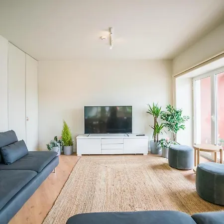 Δωμάτια σε οικογενειακή κατοικία Marques Suites *